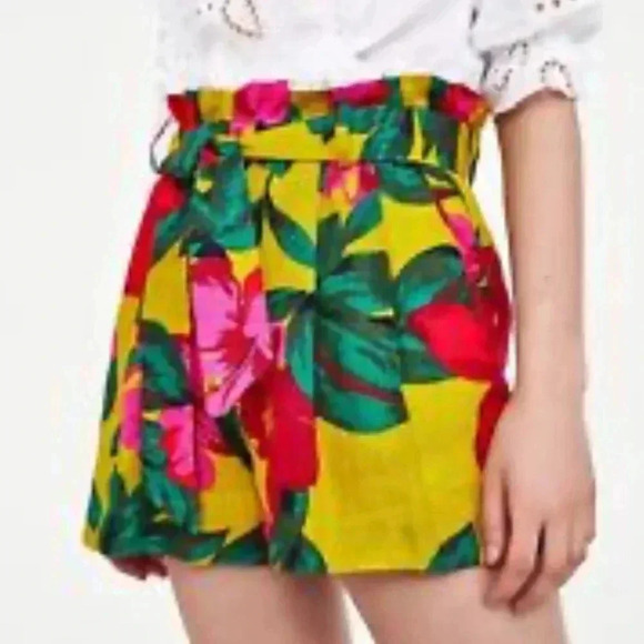 NWT ZARA Basic Floral Linen Shorts - Picture 1 of 7